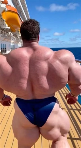 UNREAL Back Pump — Biggest Bodybuilder! #Shorts