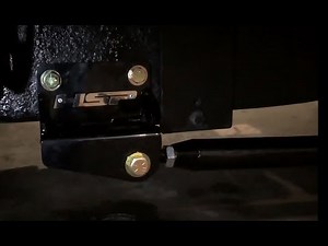 Duramax HSP Traction Bar Install and Axle Wrap!