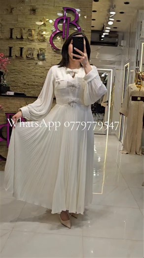 BELLA BELLA | Retour en stock Robe chanel plissé les tailles disponibles 36 38 40 42 44 46 48 Les commandes sur WhatsApp #les robes soirées classes... | Instagram