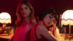 Baby Season 1 Episode 2 : Puppet