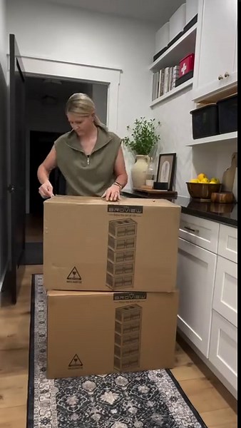 BROVIEW 480Qt Stackable Storage Bins with Lids, Plastic Closet Organizers and Storage Drawer, Collapsible Storage Box with Wheels, Folding Storage Cabinet for Closet Clothes Organization, 4Pack Black