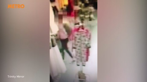 Watch woman secretly take a poo in supermarket aisleÂ 
