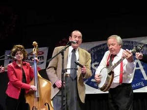 Hoyt Scoggins & Little Roy Lewis - Born Of The Spirit.wmv