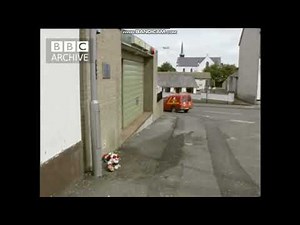 South Armagh Sniper shoots dead British soldier, Crossmaglen, 28 August 1992