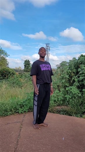 How to lock a side kick | Teddy the Karateka