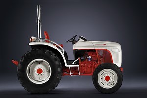 Ag History: 2009-11 New Holland Boomer 8N – Forward Into The Past - Curbside Classic