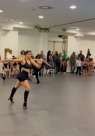 Dance Latino Americane: Samba Techniques and Styles