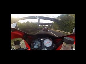 Honda VTR 1000F Firestorm Test video