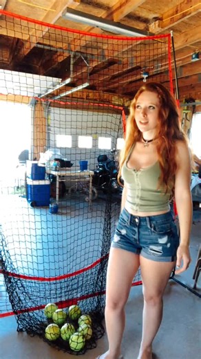 I was totally to young #duet @jjestercosplay #redhairdontcare #redhairbelike #ShredWithBillAndTed #fingerchallenge