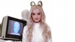 Poppy - Computer Boy (Official Video)
