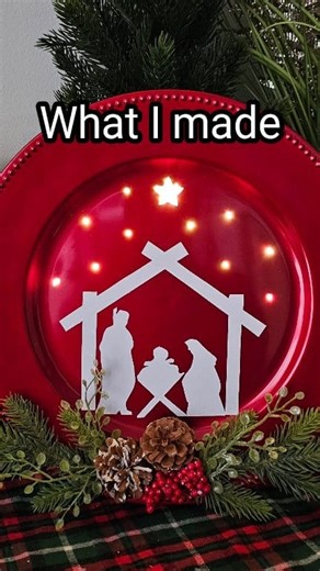 This Dollar Tree Christmas plate craft is GORGEOUS! Love that it lights up, too! What do you think? #dollartreeecrafts #dollartreediy #christmascrafts #christmasdecor #holidaydecor | DIY Beauty On Purpose