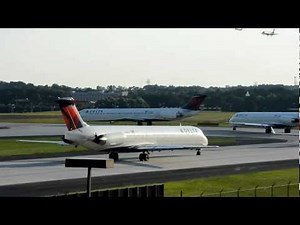 Hartsfield--Jackson Atlanta International Airport runway 09L departures