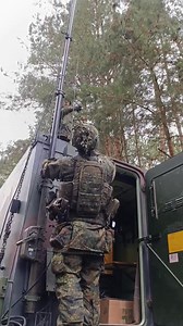 10K views · 38 reactions | Verlegung und Herstellung der Arbeitsbereitschaft des Gefechtsstandes. (Video: Bundeswehr/Böhner) | Die Bundeswehr in Bayern | Facebook