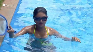429K views · 4.4K reactions | Mileide Mihaile aproveita a piscina da sede e recolhe as folhas que caíram no local. No momento a influenciadora é a única peoa acordada ‍♀️ #AFazenda Assine o PlayPlus e tenha acesso à transmissão 24 horas com 9 sinais exclusivos: PlayPlus.com | RECORD | Facebook