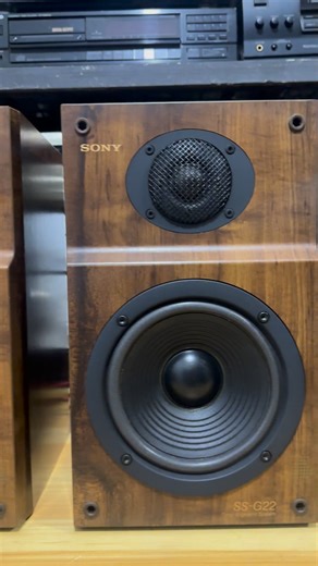 • SONY SS-G22 (150 WATTS - 6 OHMS) • 6" WOOFER • ALL ORiGiNAL / MADE iN JAPAN Available Shaun Audio Surplus #stereomusic #vintagejapanaudio #shaunaudiosurplus | Shaun Audio Surplus