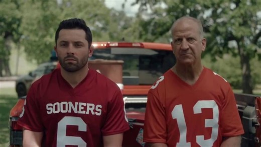 Nissan Frontier TV Spot, 'Heisman House: Go Fish' Featuring Baker Mayfield, Travis Hunter, Barry Sanders, Gino Torretta [T1]