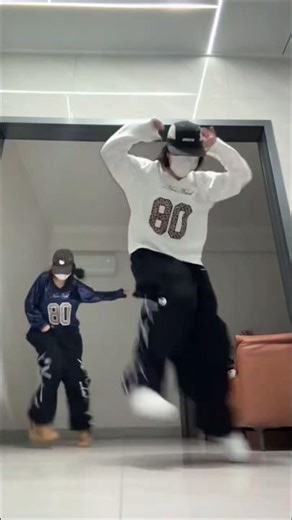 Two - BBNO$ | Left Right Dance Trend