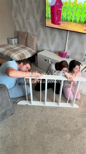 Ebony’s Bedroom Mini Makeover: Bookshelf Installation