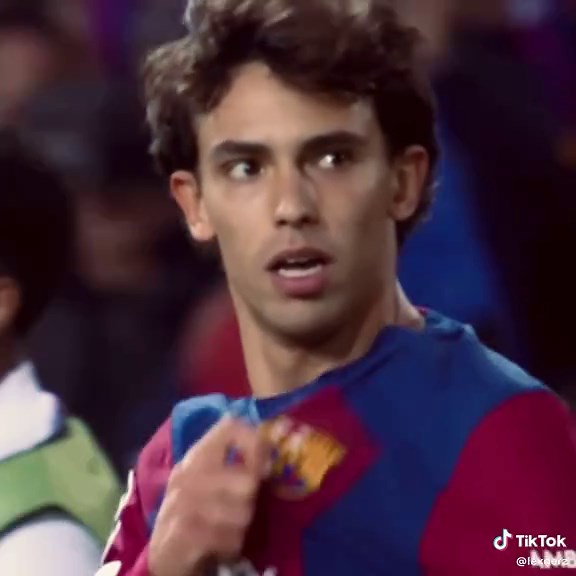 João Félix y su beso en Barcelona