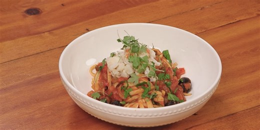 Spicy Tomato and Lobster Linguine