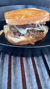 Happy 4th of July weekend. #ad @lauras_lean . . . . #pattymelt #burger #allnatural #NVREVR #noantibiotics #grilling #grillingseason #grillingrecipes #happy4thofjuly #happy4th #recipes #foodies #castiron #homemade #homemadefood #fromscratch | Cooking with Shereen