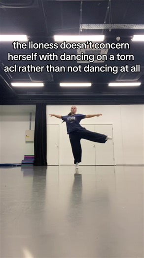 if i had a pound for every time my knee gave way mid turn 😐