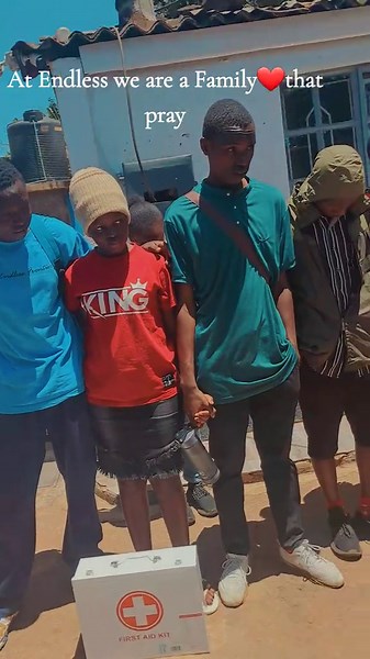 At Endless fc we are a family that sticks together and prays and we always put God First. #following #follow #follo #fyi #sports #sportsministry #we'reendlessfc#thejesusway