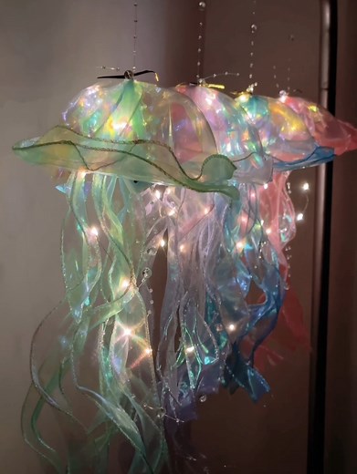 Transform your space into a sea of soothing bliss with this sparkling aquatic addition 🪼✨ Jellyfish Light: 38969157 #SHEINhome #SHEIN #saveinstyle | SHEIN
