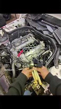 Mercedes-Benz E350 intake manifold explodes