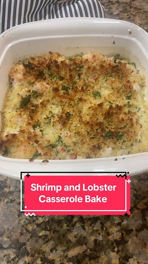 Shrimp and lobster casserole bake, and it is absolutely to die for! That creamy lemon white wine sauce is where the magic's at!Don't forget to share with your seafood squad! First date dinner worthy! Easy and delicious! 1 lb shrimp cleaned tails off 4 baby lobsters tails meat chopped 4 Tbls butter 8 cloves garlic chopped 1 C dry white wine 1/2 C clam juice 1 lemon juiced 1/2 C heavy cream 1 C Panko bread crumb 4 Tbls melted butter Parsley chopped #shrimp #lobster #casserole #easyrecipe #deliciou