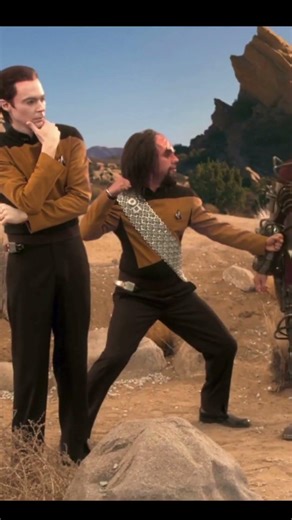 I'm wielding Data's weapon