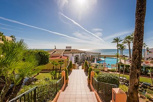 Family Holidays in Spain | Macdonald Hotels & Resorts