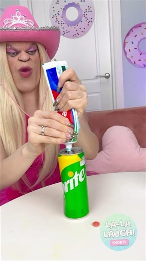 Let's put TOOTHPSTE in my sister's SPRITE !💦 #funny #shorts #Prank #toothpaste