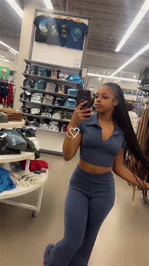 💋