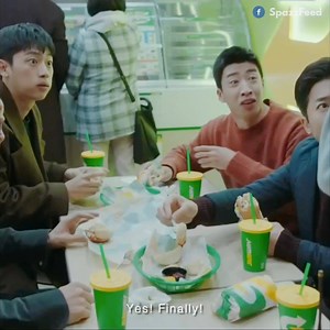 3.1M views · 122K reactions | Man Bok putting his eavesdropping and wiretapping skills to good use.  Crash Landing On You - Episode 14 #CrashLandingOnYou #사랑의불시착 #HyunBin #현빈 #SonYeJin #손예진 | SpazzFeed | Facebook