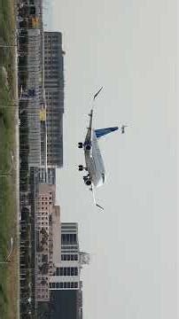 Alaska and United Airlines on embraer 175. which livery is better? #unitedairlines #alaskaairlines