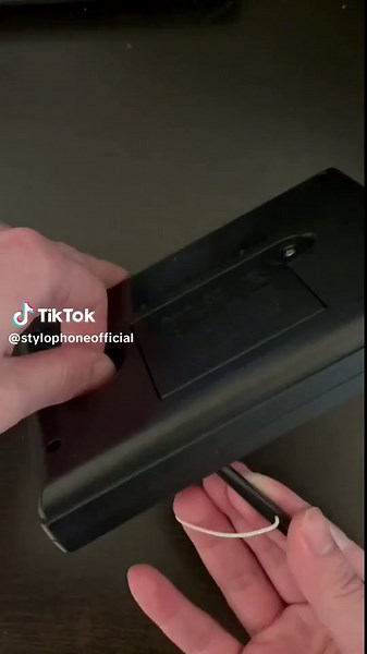 Try out this cool effect on your #StylophoneGenX1 👍 #Stylophone #musicfun #weirdinstruments #makemusic #synthtok