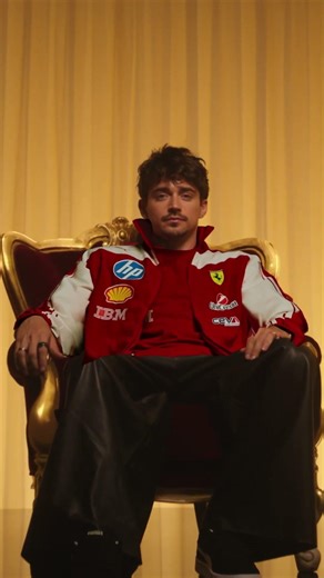 A Tribute to the Scuderia Ferrari HP Pit Crew - Chivas Regal