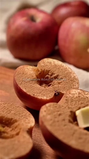 Cinnamon Roasted Apples 🤤🍎 #apple #cinnamon #easydessert #foryou #viral #fypシ #baking #healthy #easy