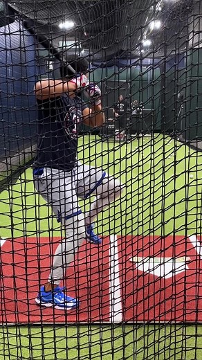 The road to repeating begins at Rangers #SpringTraining. 💍 | MLB