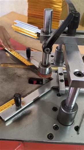 Photo frame joint machine #reels #parasharphotoframing #photoframing #photoframe #pictureframe #photo #picture #photoframes #photoframemaking #photoframegifts #framecutters #framepinner #framework #frames #framing #framejoint #framecutting #flexipin #flexigun #frame #framecuttingmachine | Parashar Photo Framing And Art Gallery