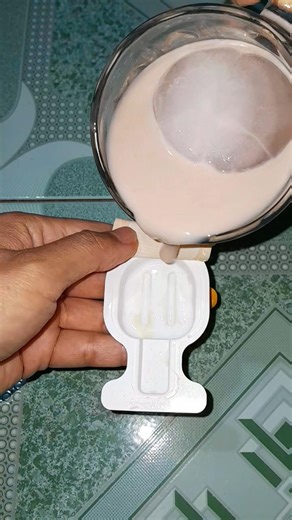 Making ice cream for my boyfriend/girlfriend #shorts