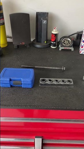 HOW TO REMOVE ROUNDED OFF CYLINDER HEAD BOLT #SHORTS