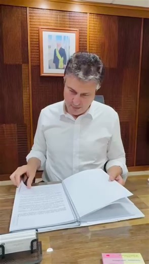 ATENÇÃO, Enemzeiros! 📢 As notas do Enem 2025 já estão no ar, bora conferir? 📲 Acesse enem.inep.gov.br/participante ➡️ E se liga no recado do ministro da Educação, Camilo Santana! ✅ Agora é sua vez de usar a nota: 🗓️ Sisu: Inscrições de 19 a 23 de janeiro 🗓️ Prouni: Inscrições de 26 a 29 de janeiro E o Fies vem aí! 🌐 acessounico.mec.gov.br #Enem #Sisu #Prouni #Fies | Instituto Nacional de Estudos e Pesquisas Educacionais Anísio Teixeira