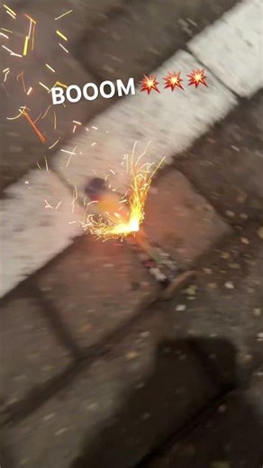 AUF DEM GEZÜNDET!! SINGLE SHOT PYRO MAGIC!! #pyrotechnics #pyro #fireworks #silvester #feuerwerk