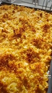 318K views · 1.6K reactions | If you love the crispy crunchy layer on top of baked mac & cheese... this one's for YOU! Follow @foodnetwork on TikTok for more: https://www.tiktok.com/@foodnetwork | Food Network | Facebook