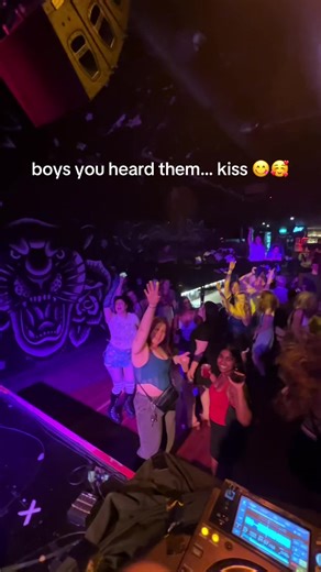 Why I Want My Boyfriend to Kiss Ashnikko