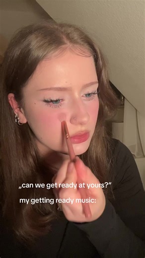 Emotional Soundtrack for Getting Ready Moments