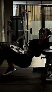 Héloïse Huthart on Instagram: "“ glute focused” legs ✨save this for your next workout -step ups 3x15 -hyperextensions 3x15 -goodmornings 3x10 -RDL’s 3x10 -hipthrust ( didint film) 4x10"