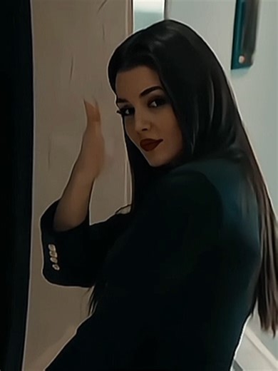 Hande Erçel: Full Attitude Moments Captured